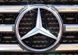 Photo of the Mercedes Benz Emblem